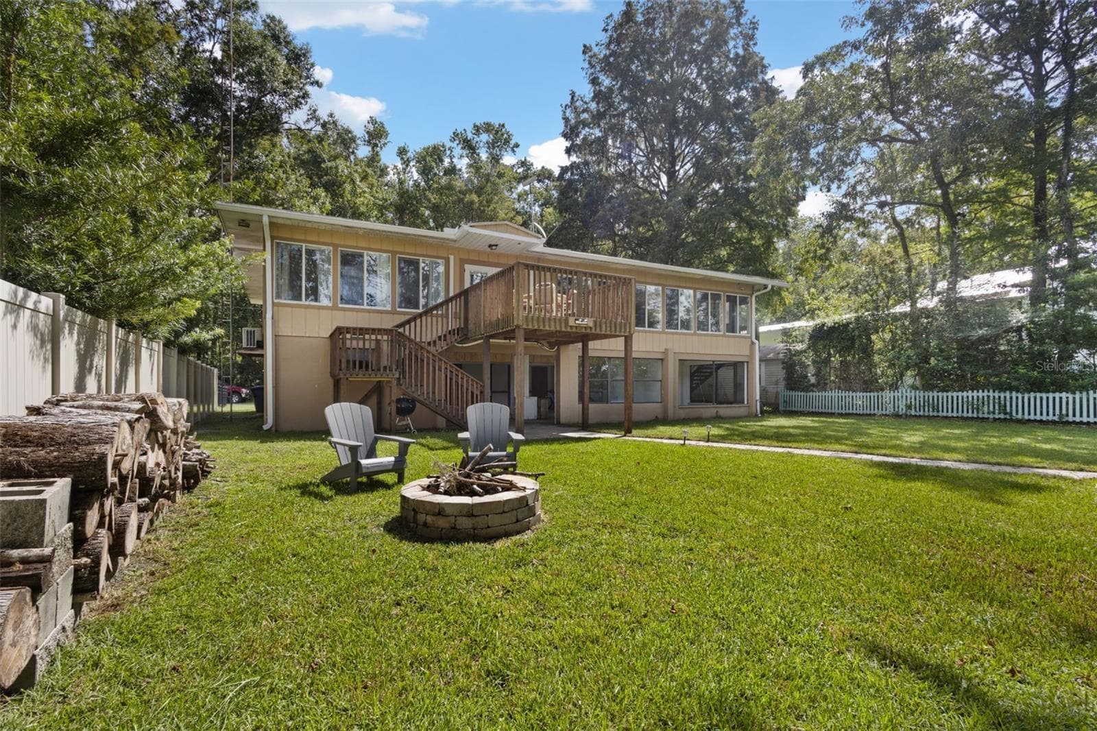 Single Family Residence at 15645 NW 46TH LN, CHIEFLAND, photo 3 of 47