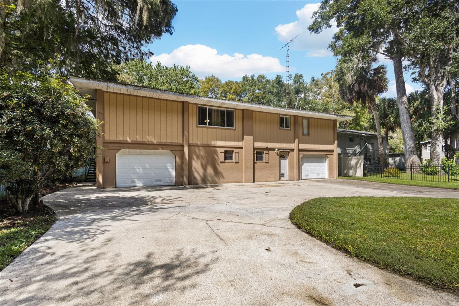 Single Family Residence at 15645 NW 46TH LN, CHIEFLAND, photo 6 of 47