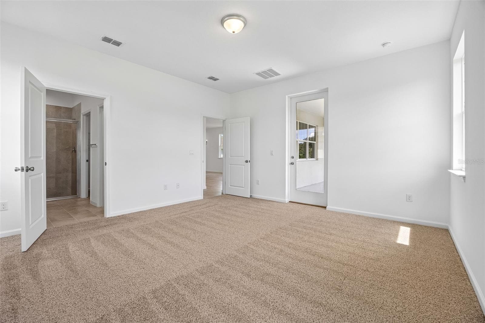 Single Family Residence at 3780 WATERCLIFF CIR, GRAND ISLAND, photo 9 of 20