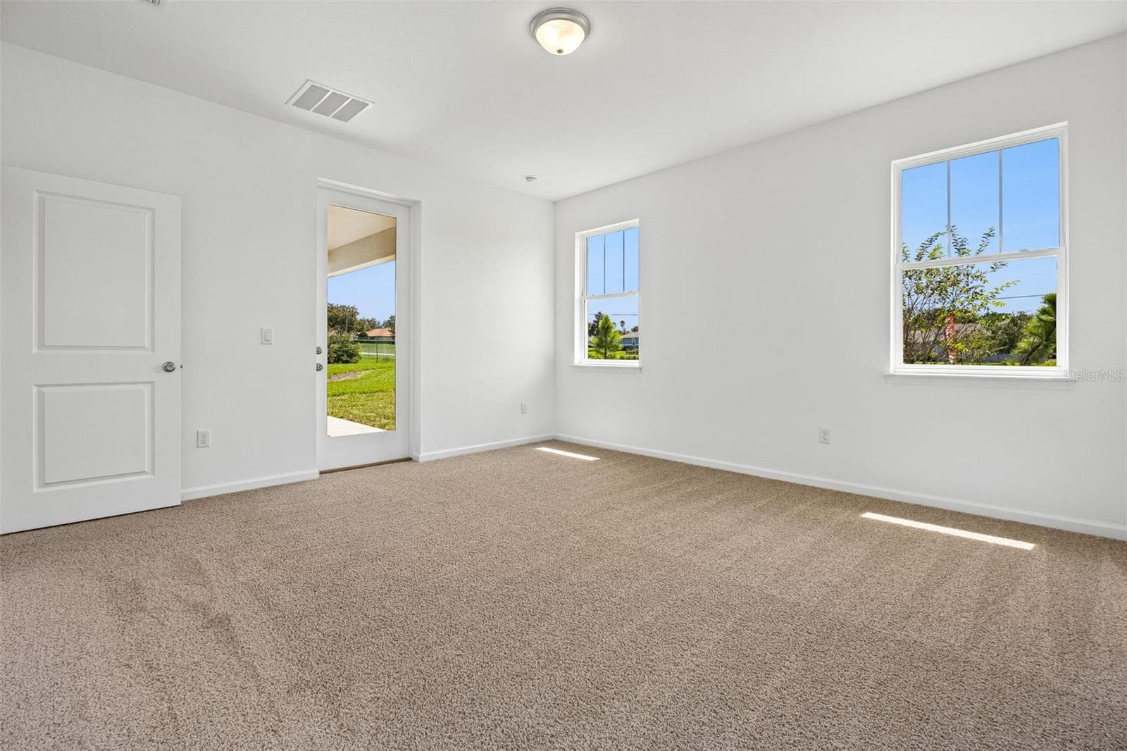 Single Family Residence at 3780 WATERCLIFF CIR, GRAND ISLAND, photo 10 of 20