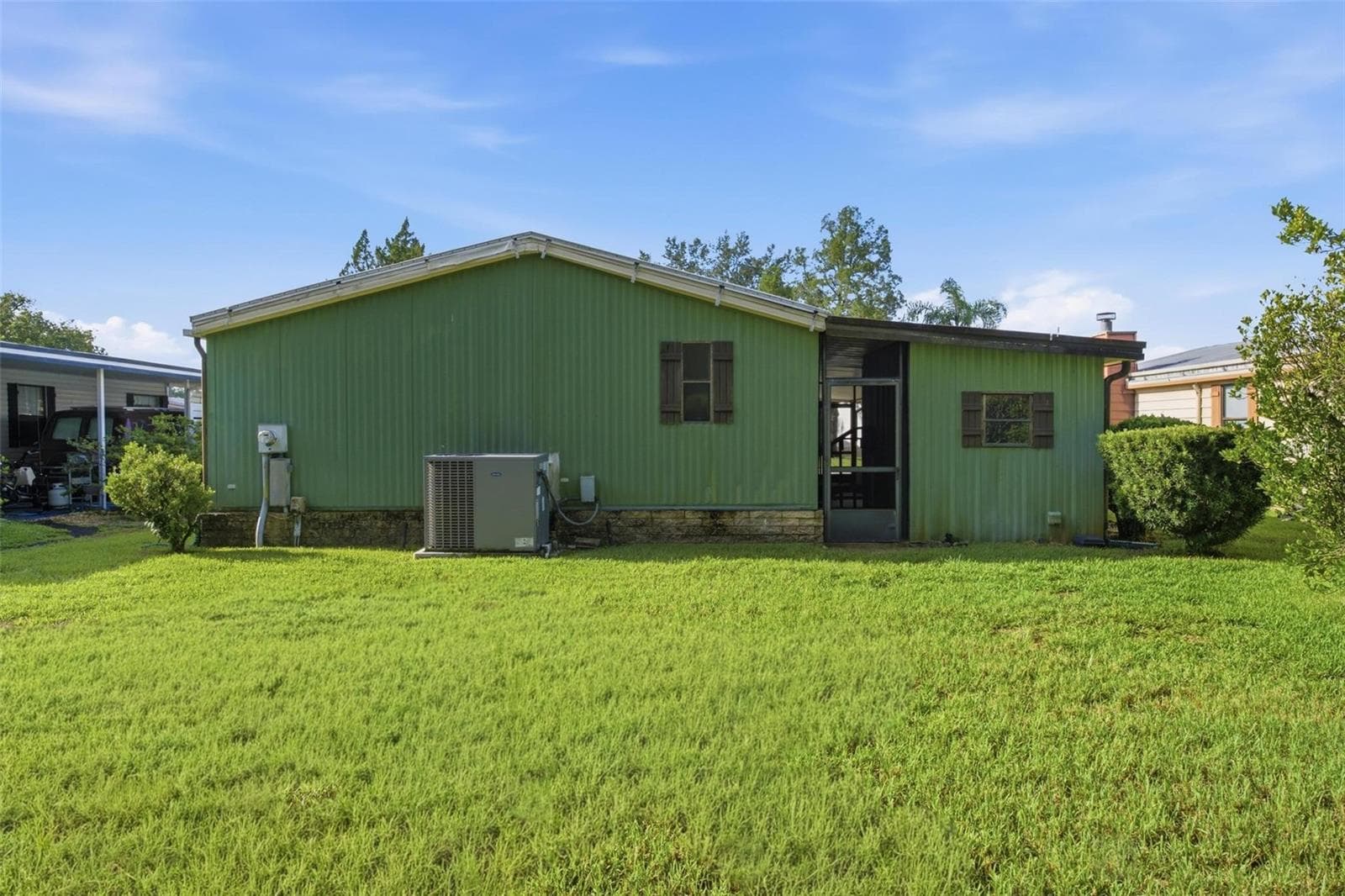 Manufactured Home at 1875 STACEY DR, MOUNT DORA, photo 34 of 39