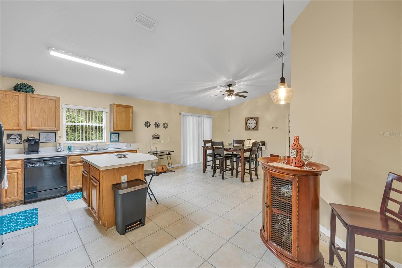 Single Family Residence at 27 PATRIC DR, PALM COAST, photo 9 of 18