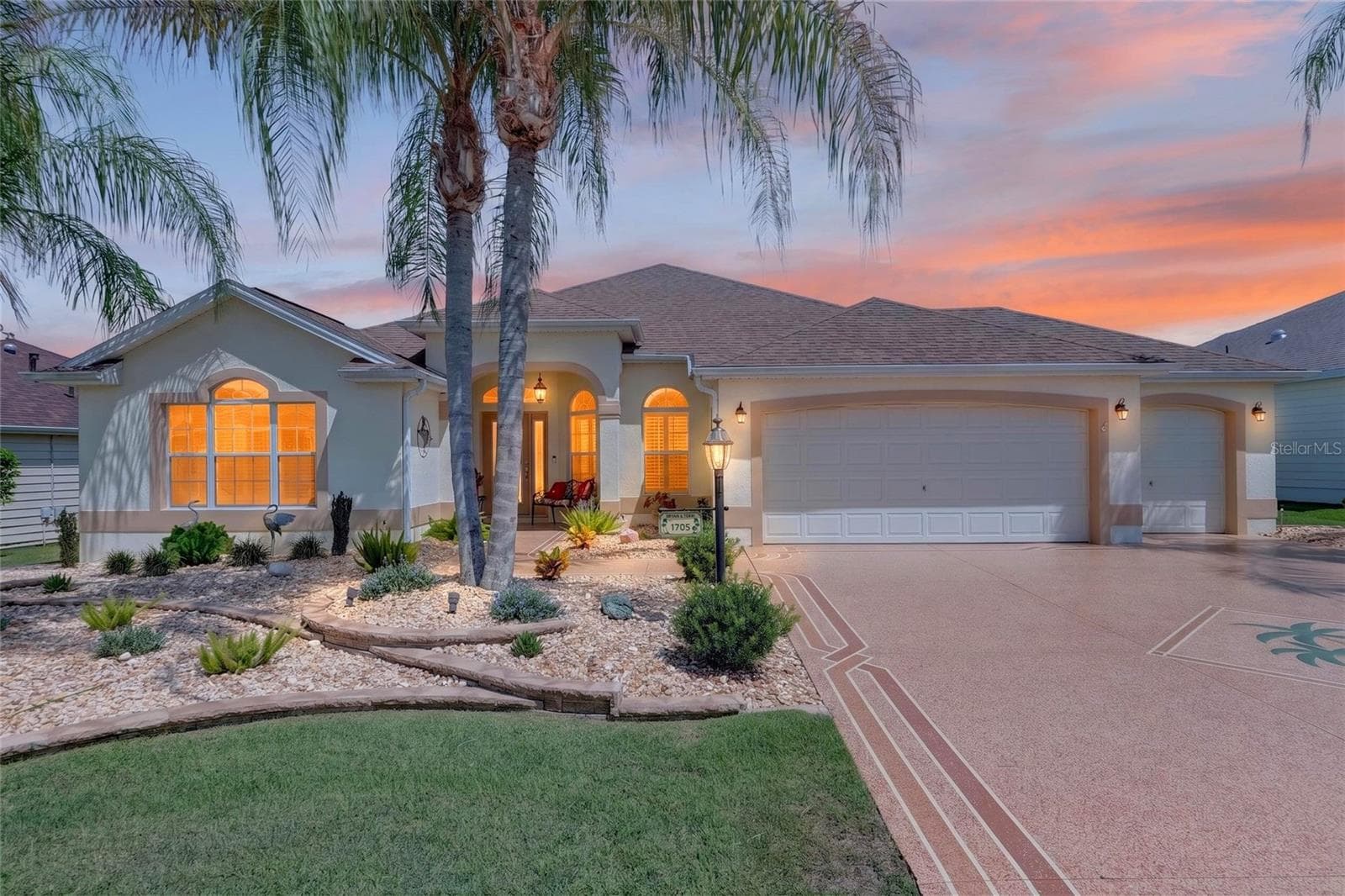 1705 MOUNT CROGHAN TRL