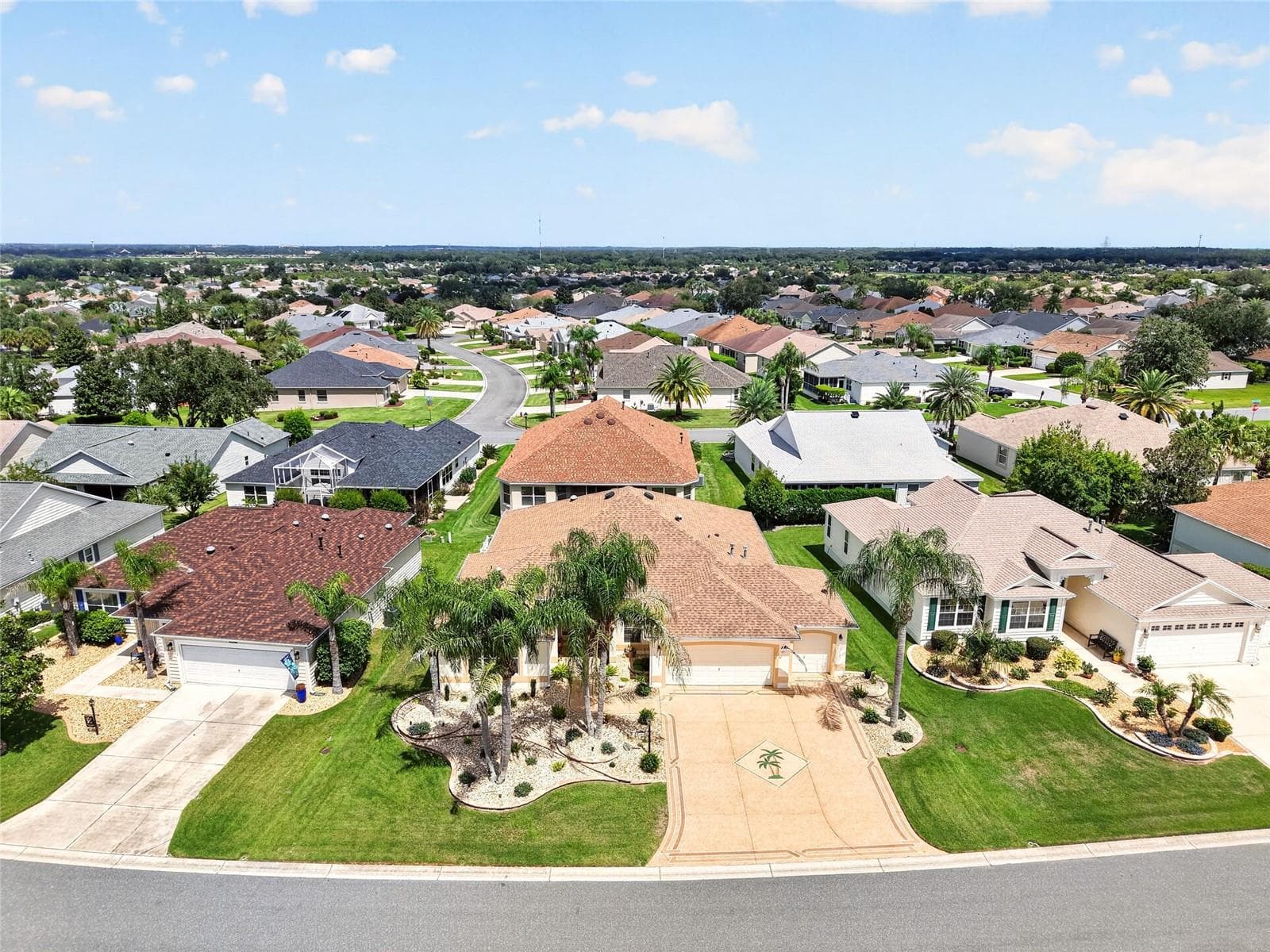 Single Family Residence at 1705 MOUNT CROGHAN TRL, THE VILLAGES, photo 40 of 42