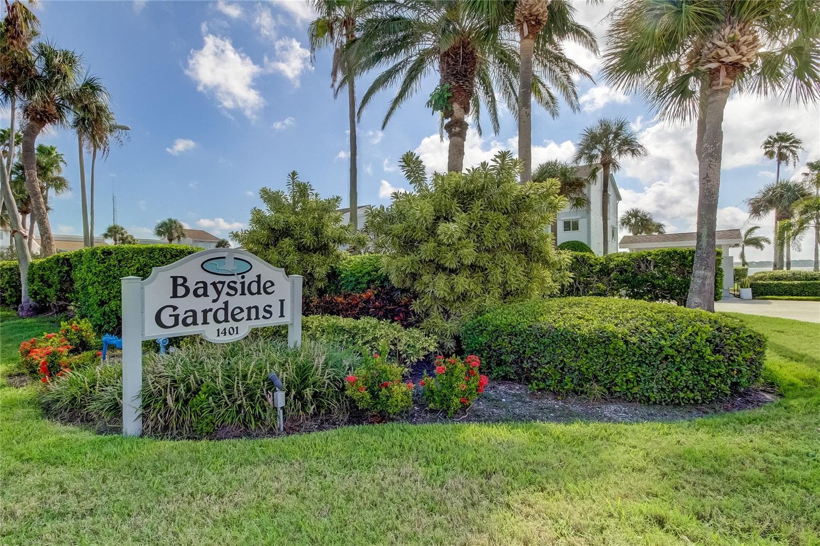 1401 GULF BLVD #205