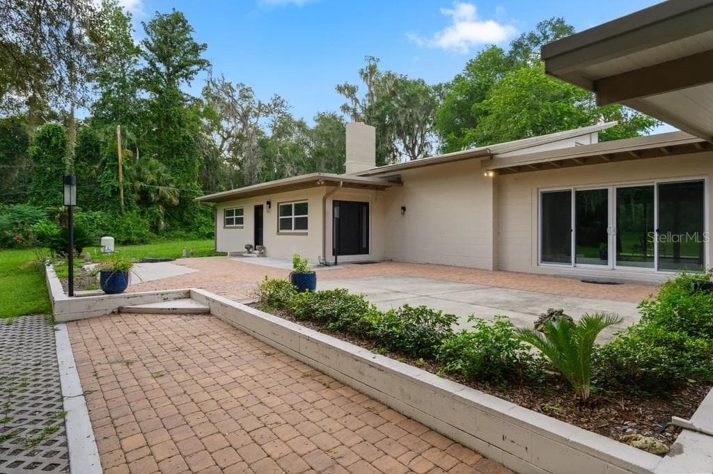 Single Family Residence at 1524 SW 37TH AVE, GAINESVILLE, photo 51 of 54