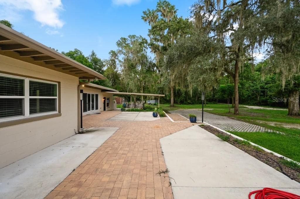 Single Family Residence at 1524 SW 37TH AVE, GAINESVILLE, photo 52 of 54