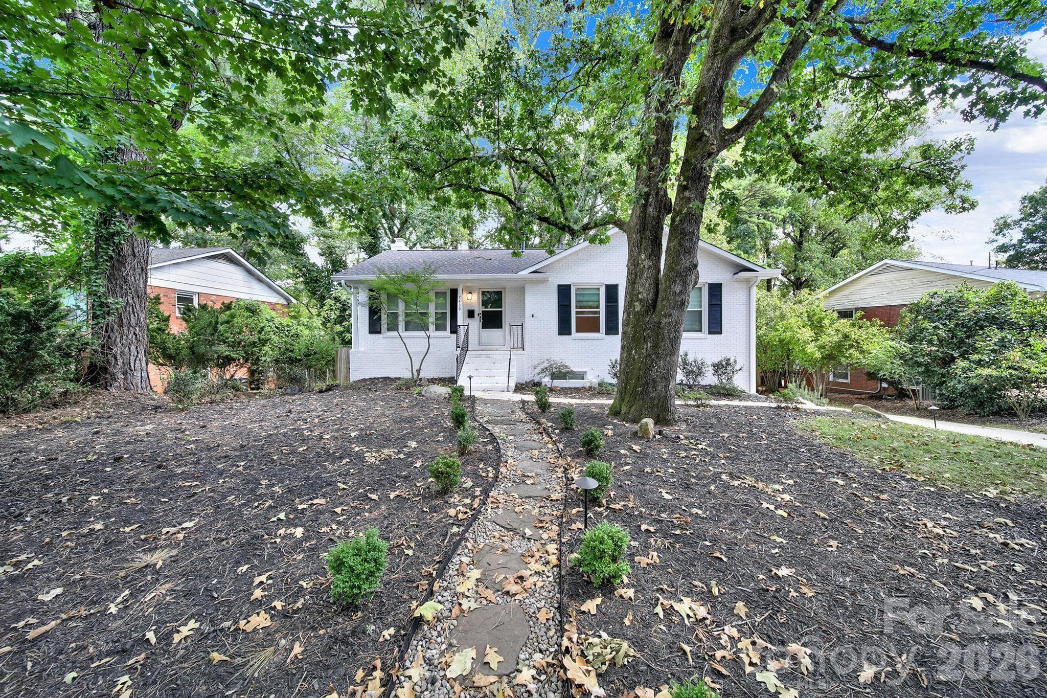 Single Family Residence at 7439 Watercrest Road, Charlotte, photo 29 of 32