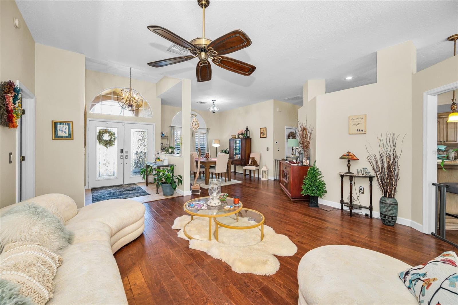 Inviting Foyer - 1234 ARLINBROOK DR, TRINITY