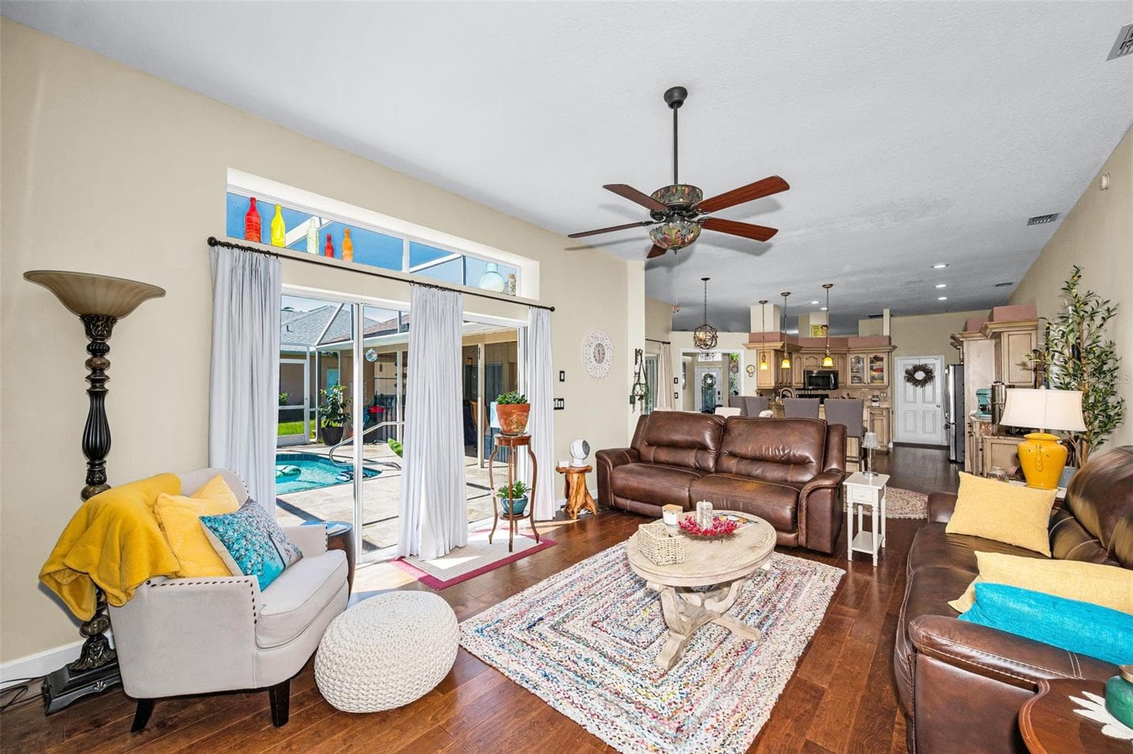 Family Room - Pocketing Sliding Glass Doors - 1234 ARLINBROOK DR, TRINITY