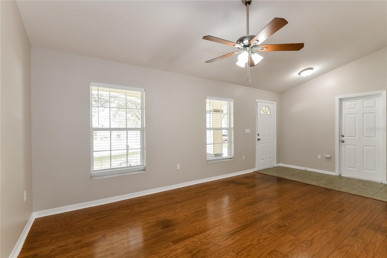 Single Family Residence at 840 HIGH POINTE CIR, MINNEOLA, photo 2 of 15