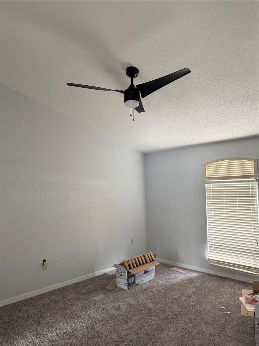 Single Family Residence at 7158 SUMMIT PL, WINTER HAVEN, photo 5 of 15