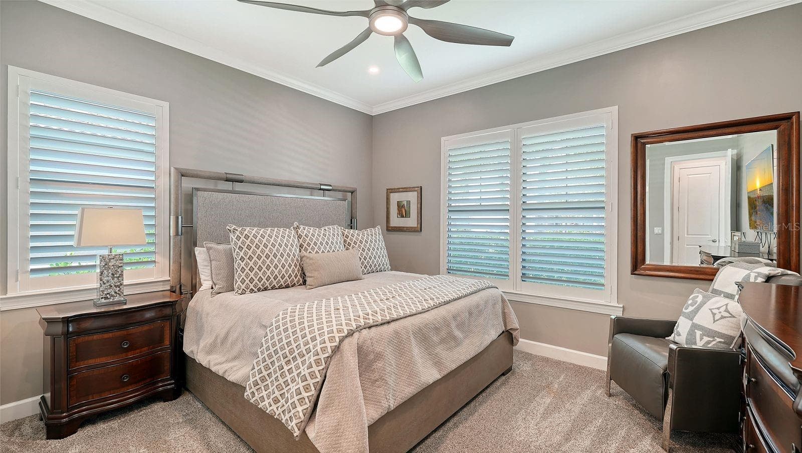 Single Family Residence at 7997 GRANDE SHORES DR, LAKEWOOD RANCH, photo 36 of 89