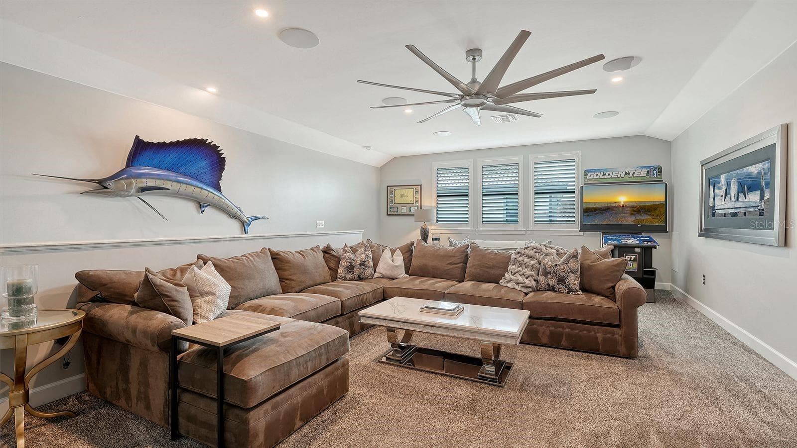 Single Family Residence at 7997 GRANDE SHORES DR, LAKEWOOD RANCH, photo 9 of 89