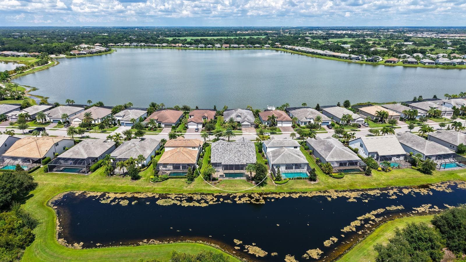 Single Family Residence at 7997 GRANDE SHORES DR, LAKEWOOD RANCH, photo 66 of 89