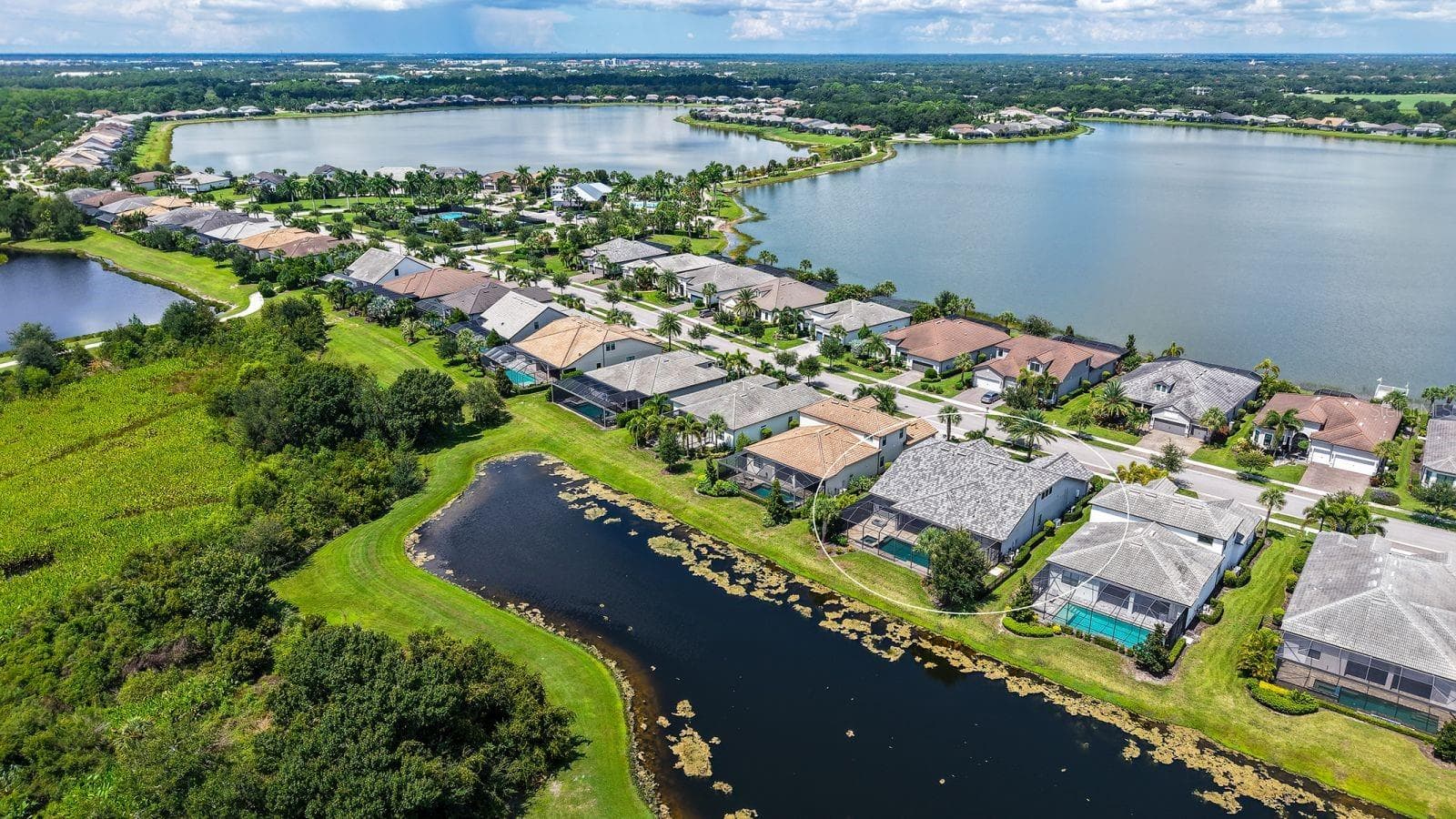 Single Family Residence at 7997 GRANDE SHORES DR, LAKEWOOD RANCH, photo 67 of 89