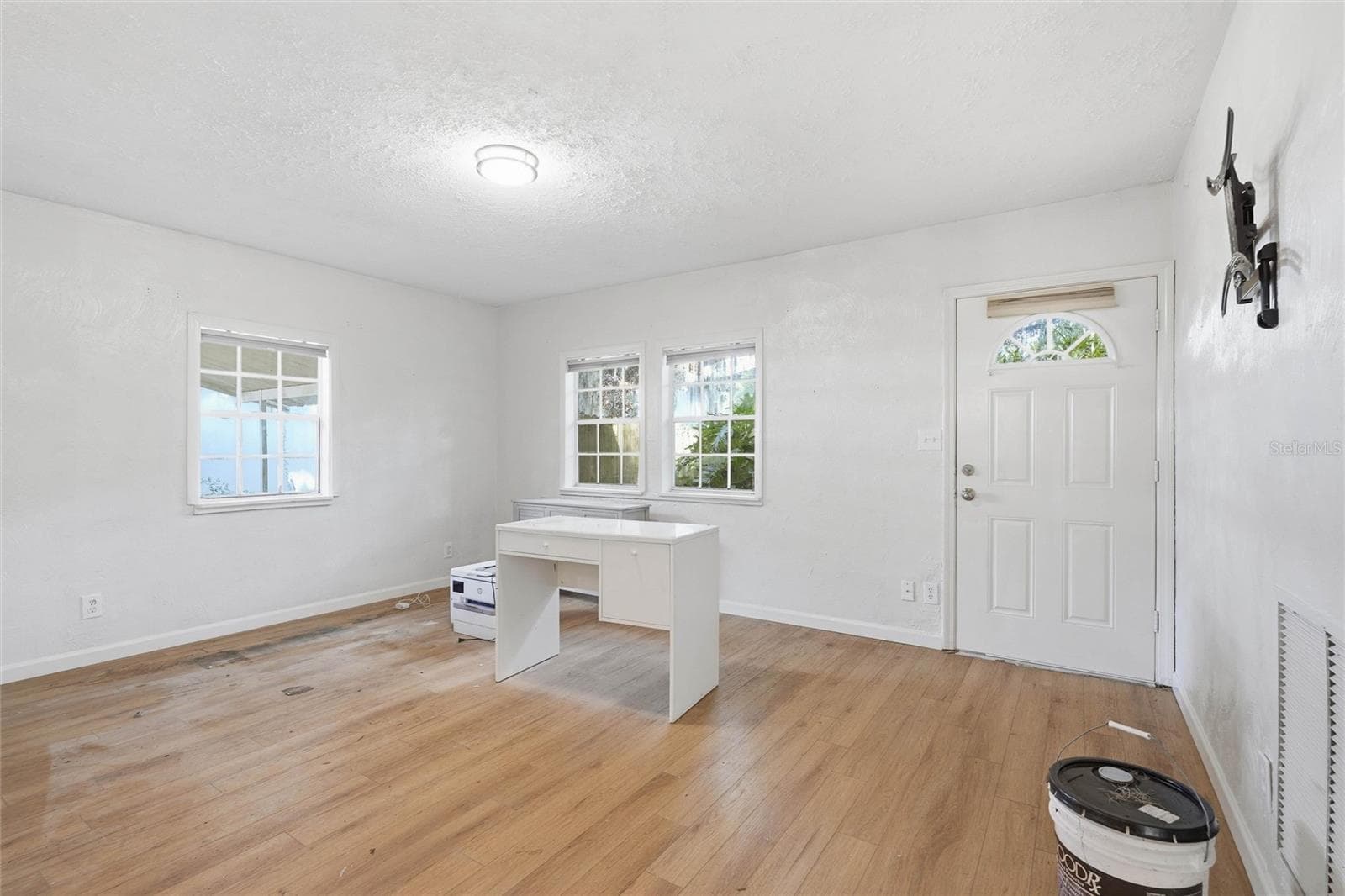 Single Family Residence at 8830 COCOA AVE, JACKSONVILLE, photo 10 of 21