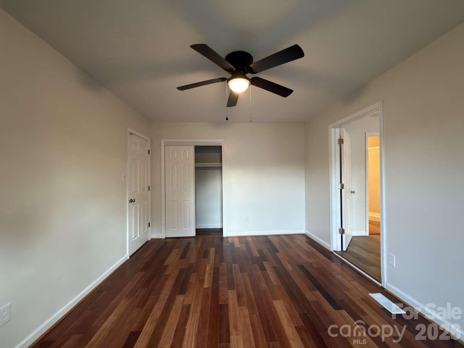 Single Family Residence at 2060 27th Avenue Drive NE, Hickory, photo 17 of 30
