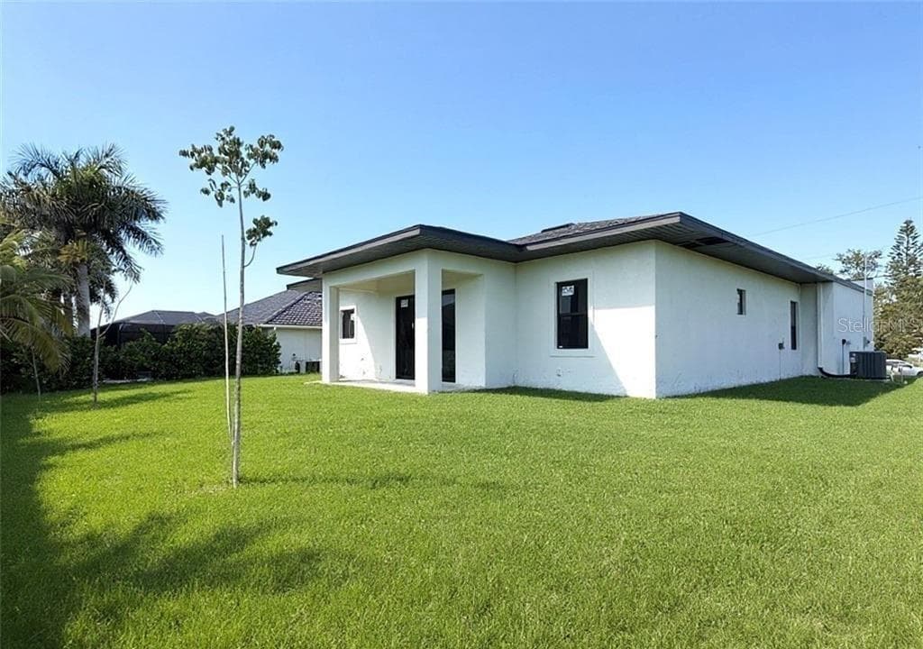 Single Family Residence at 4116 NW 20TH TER, CAPE CORAL, photo 2 of 26