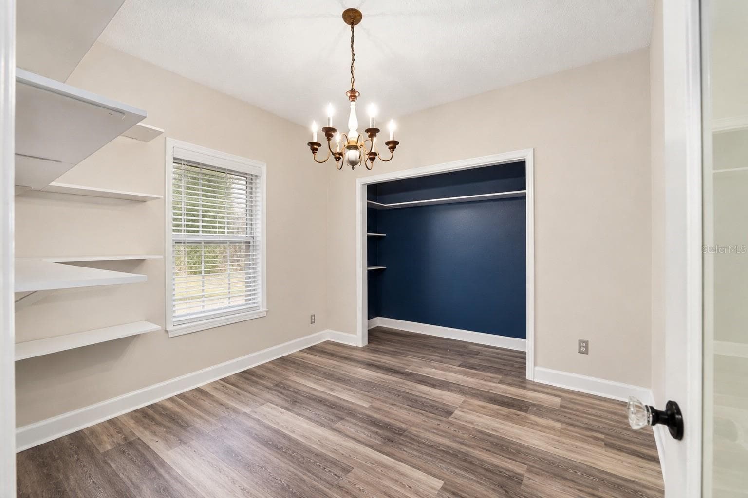 AI furniture removal* image may be altered - 292 SW OLD CYPRESS WAY, LAKE CITY