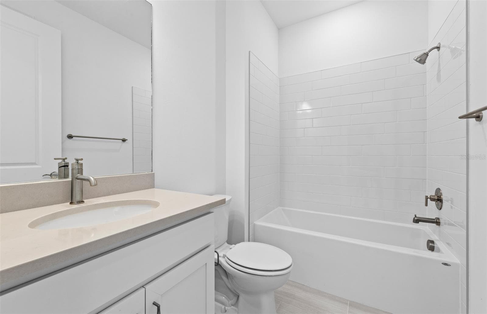 Single Family Residence at 6962 MINNEOLA CT, NOKOMIS, photo 7 of 22