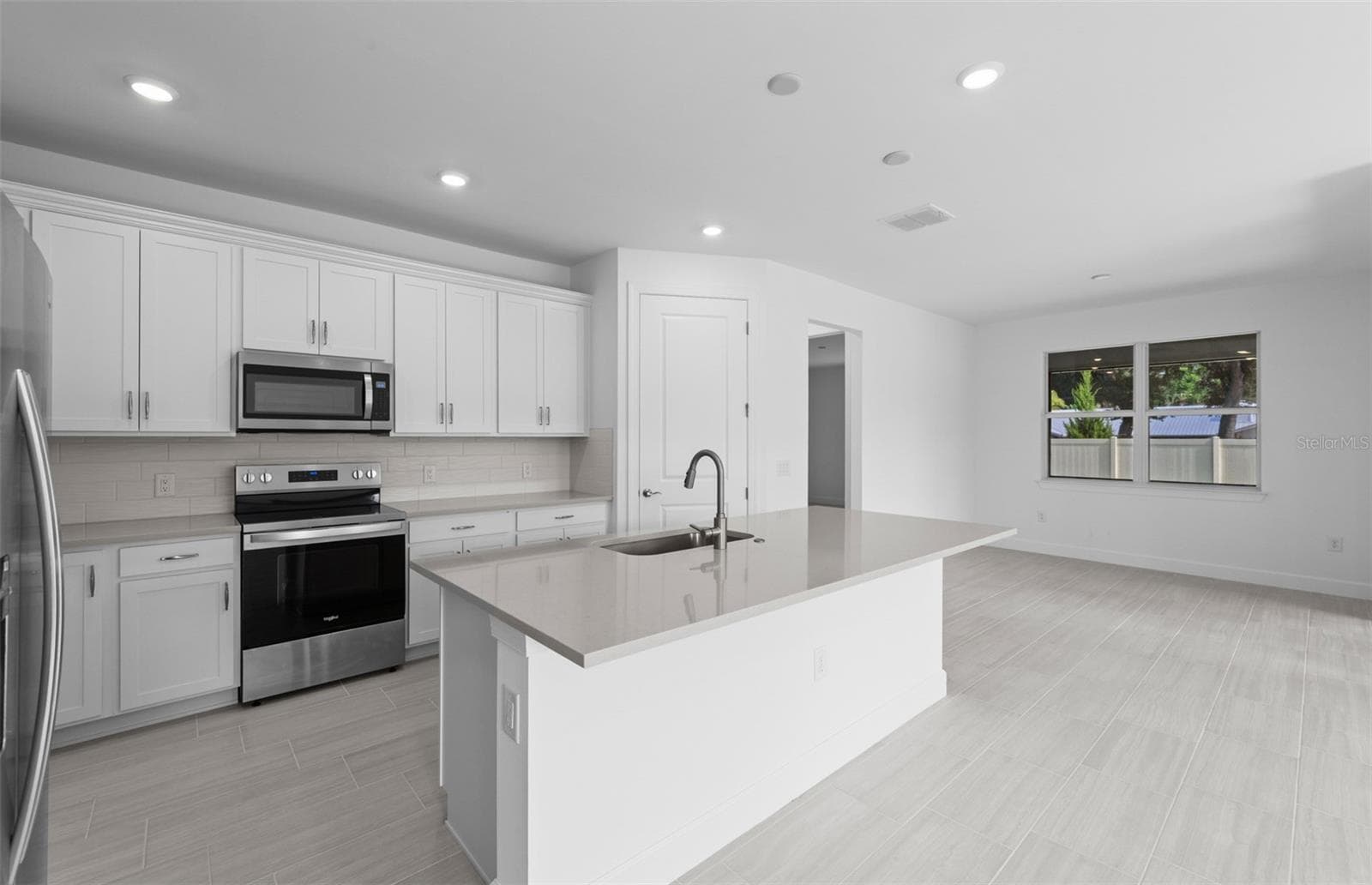 Single Family Residence at 6962 MINNEOLA CT, NOKOMIS, photo 15 of 22