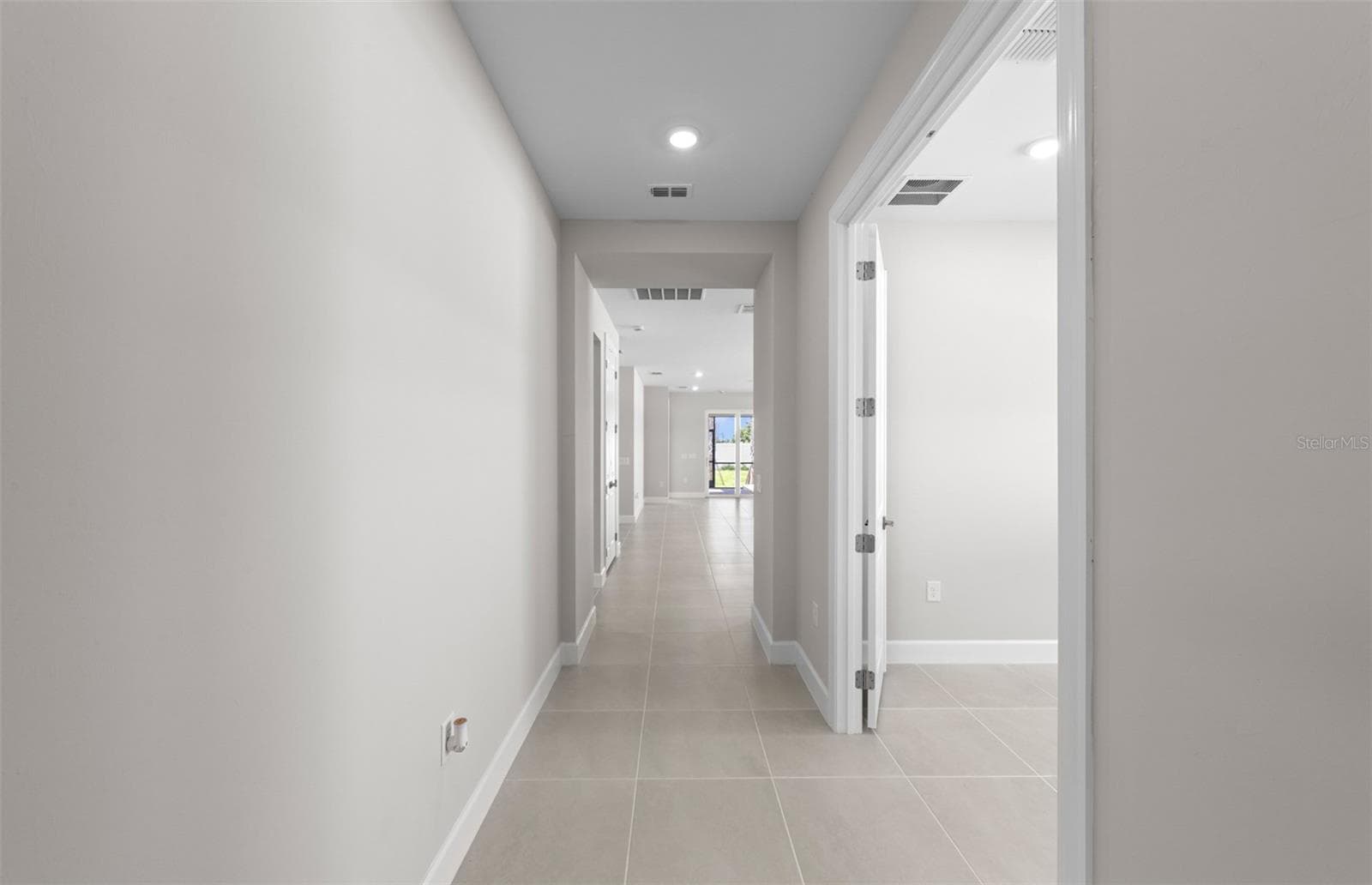 Villa at 6855 CALI CT, NOKOMIS, photo 6 of 25