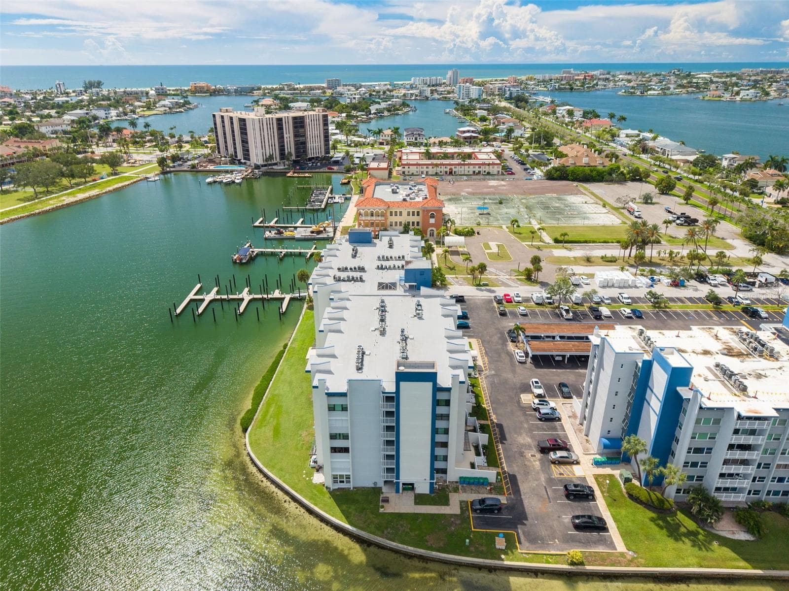 Condominium at 450 TREASURE ISLAND CSWY #201, TREASURE ISLAND, photo 27 of 30