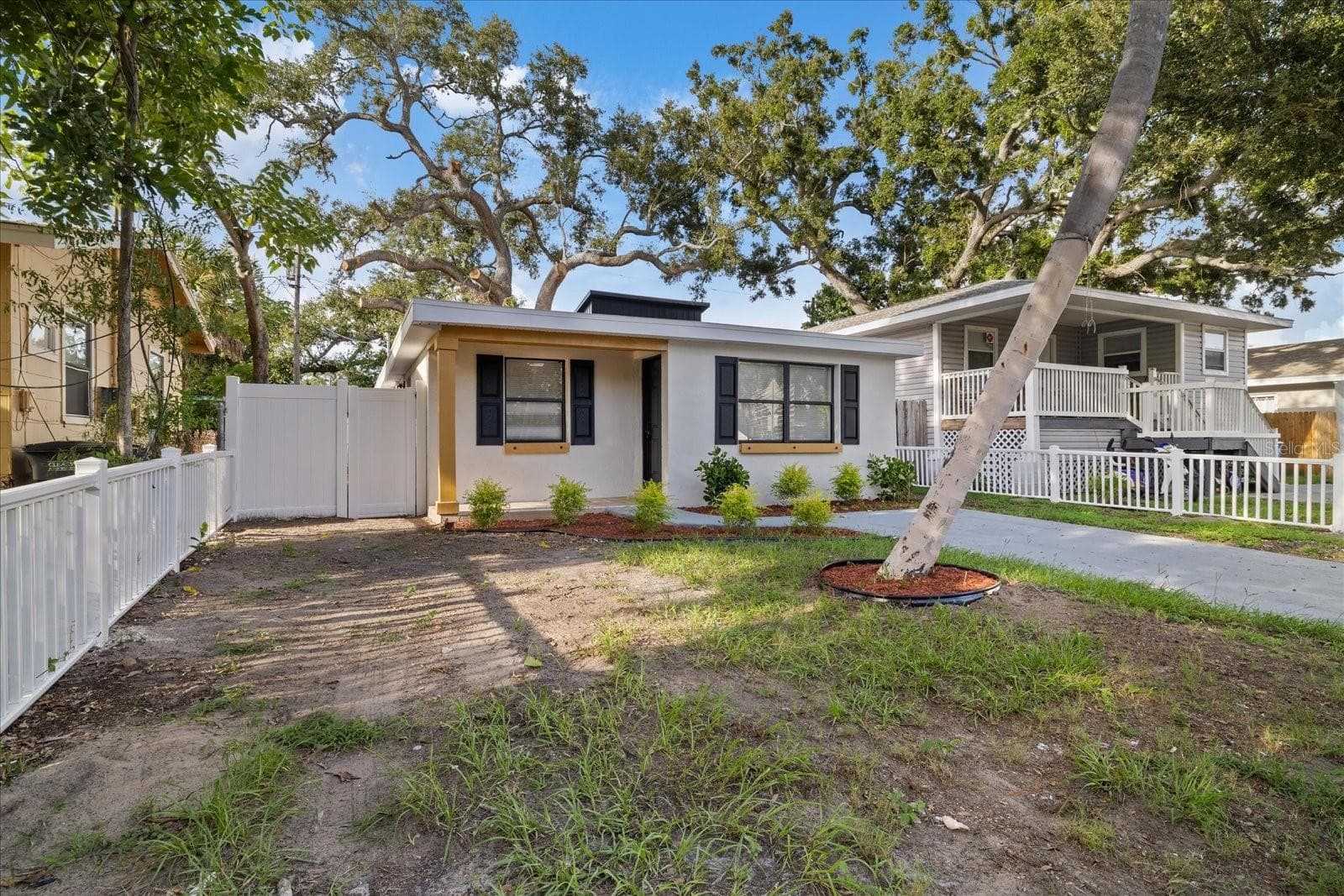 Single Family Residence at 1134 ENGMAN ST, CLEARWATER, photo 2 of 29