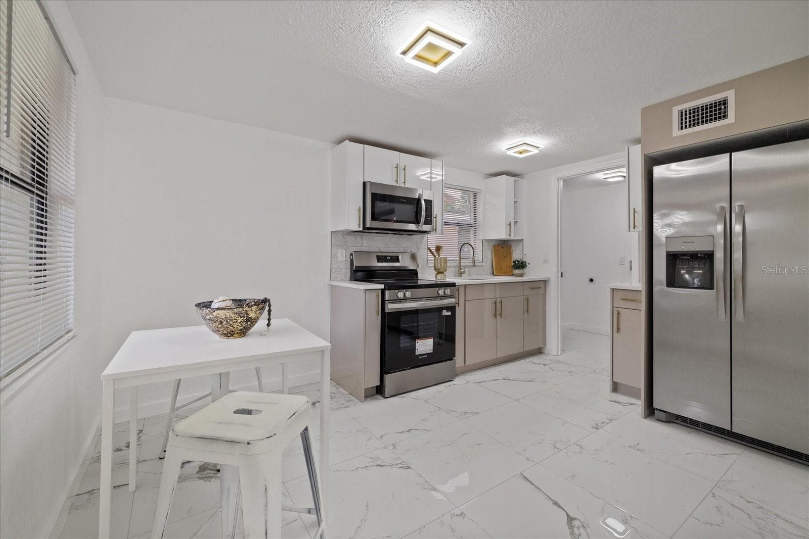 Single Family Residence at 1134 ENGMAN ST, CLEARWATER, photo 9 of 29