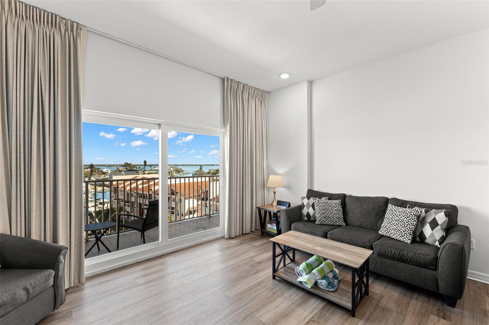 Condo - Hotel at 13101 GULF BLVD #1605, MADEIRA BEACH, photo 13 of 43