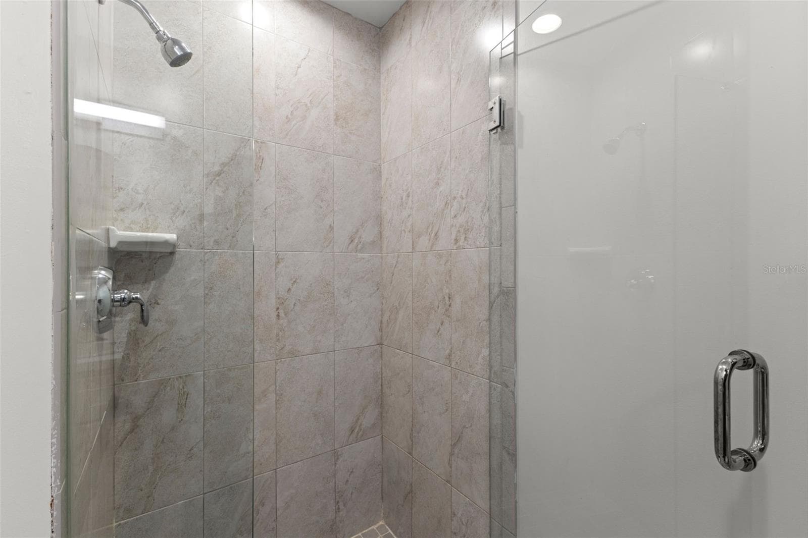 Condo - Hotel at 13101 GULF BLVD #1605, MADEIRA BEACH, photo 22 of 43