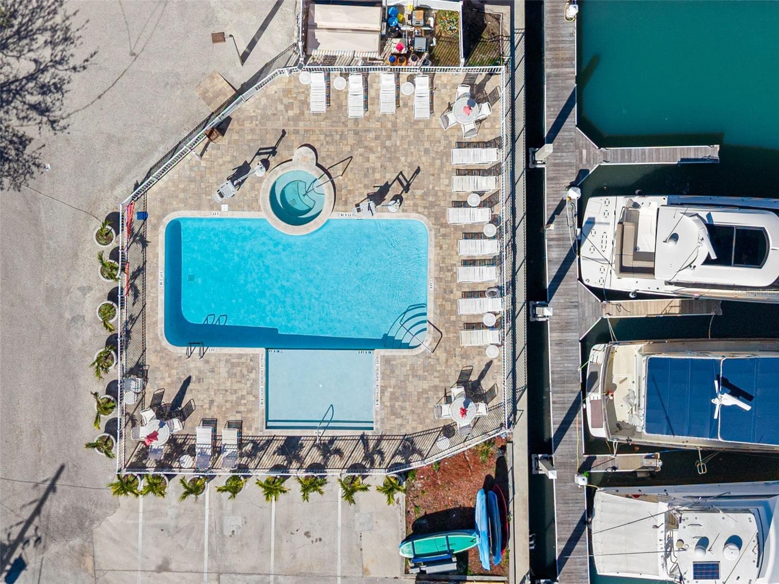 Heated Pool and Spa - 13101 GULF BLVD #1605, MADEIRA BEACH