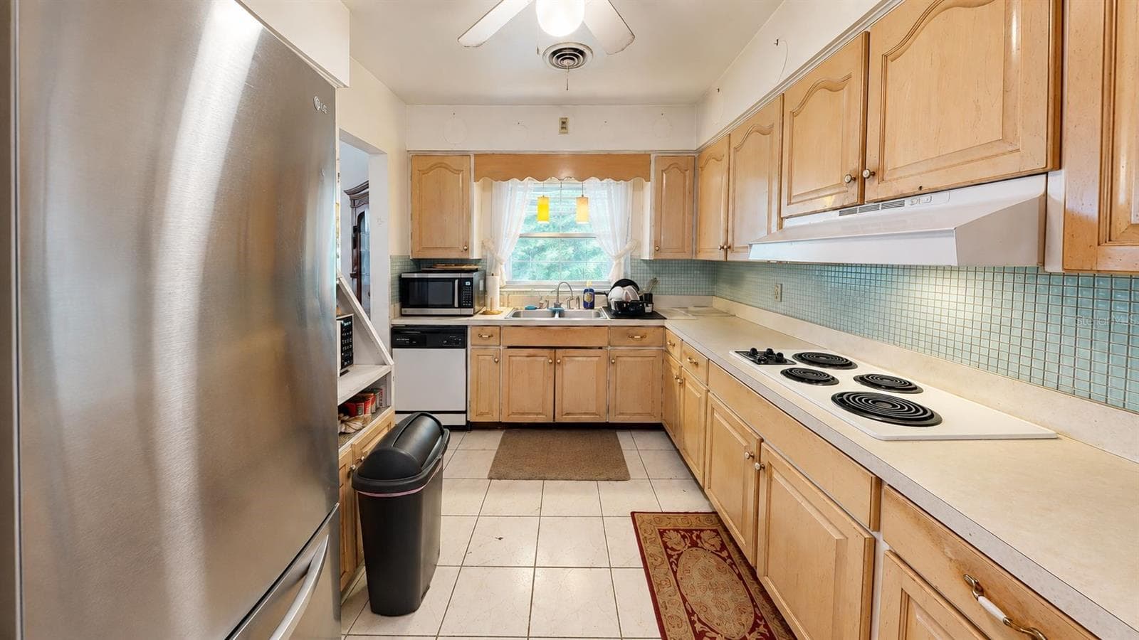 Single Family Residence at 6035 7TH ST S, ST PETERSBURG, photo 20 of 34