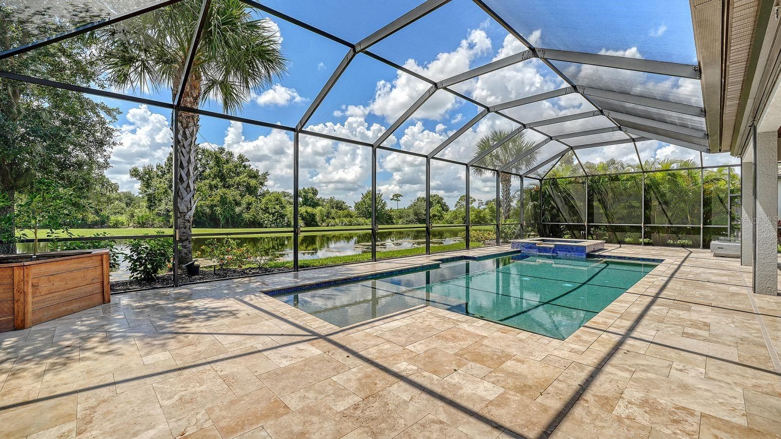 Single Family Residence at 7997 GRANDE SHORES DR, LAKEWOOD RANCH, photo 58 of 89