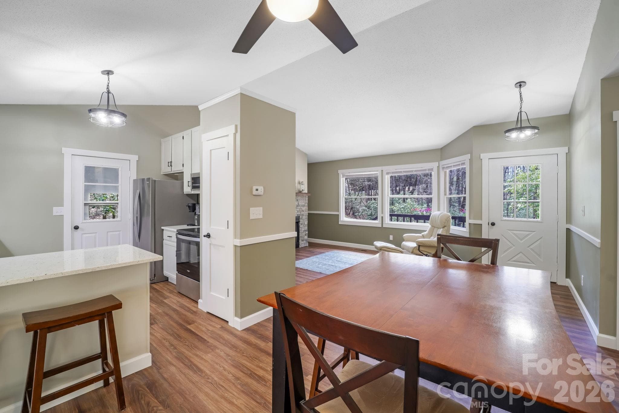 Single Family Residence at 417 Soquili Drive, Brevard, photo 5 of 17