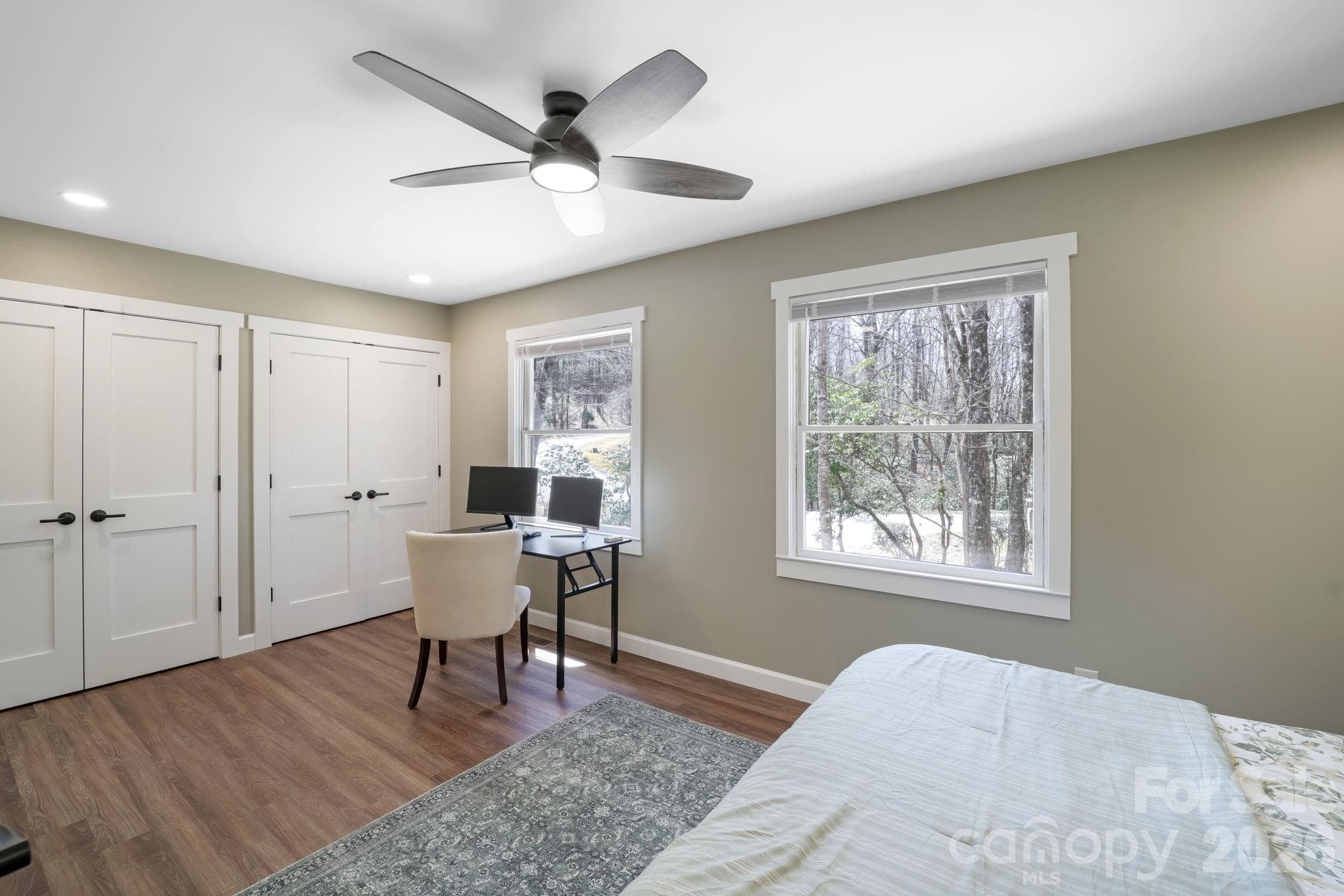 Single Family Residence at 417 Soquili Drive, Brevard, photo 8 of 17