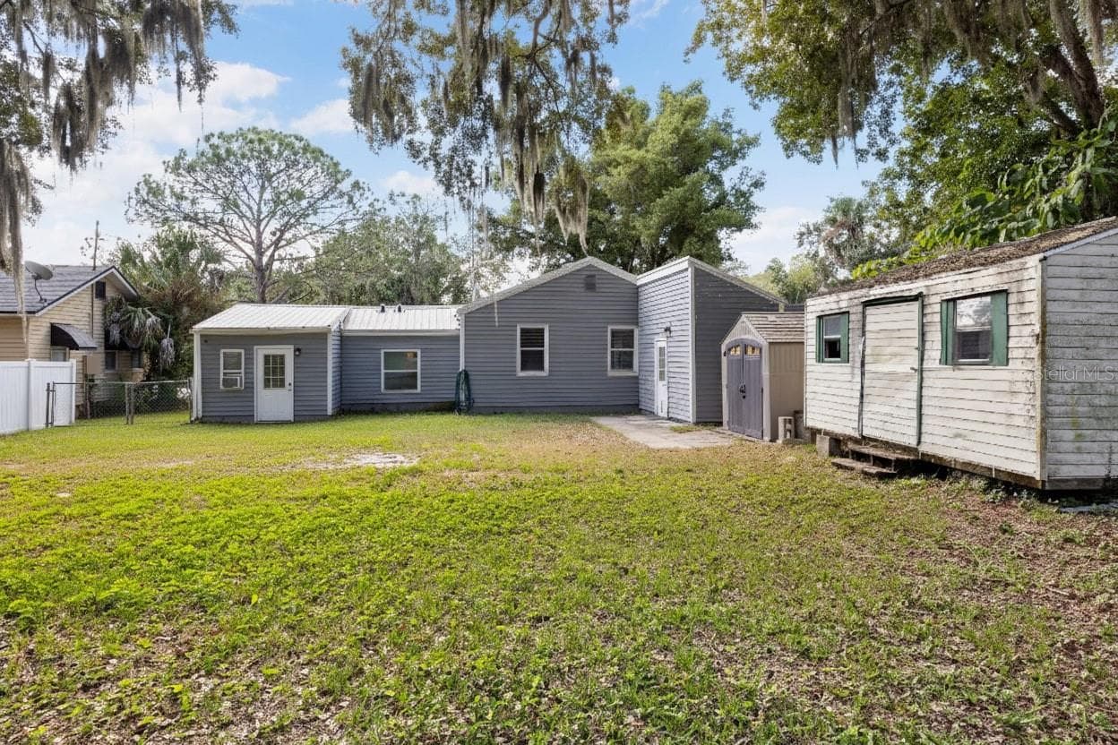 Spacious Backyard - 1202 SUMTER ST, LEESBURG