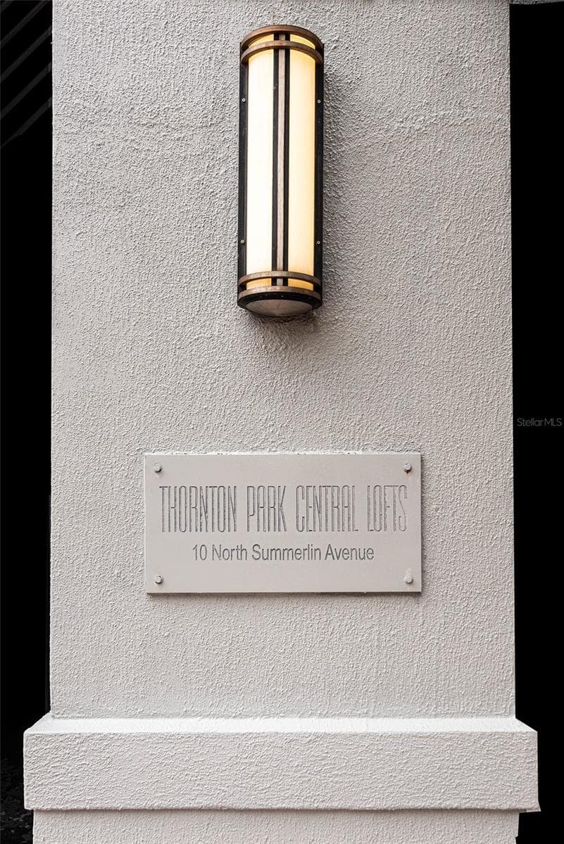 Condominium at 10 N SUMMERLIN AVE #28, ORLANDO, photo 8 of 32