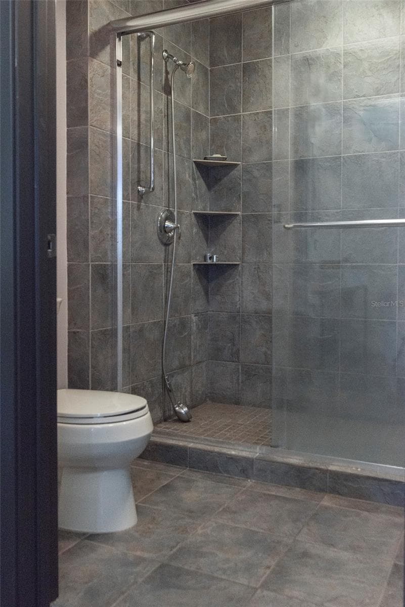 Condominium at 10 N SUMMERLIN AVE #28, ORLANDO, photo 26 of 32