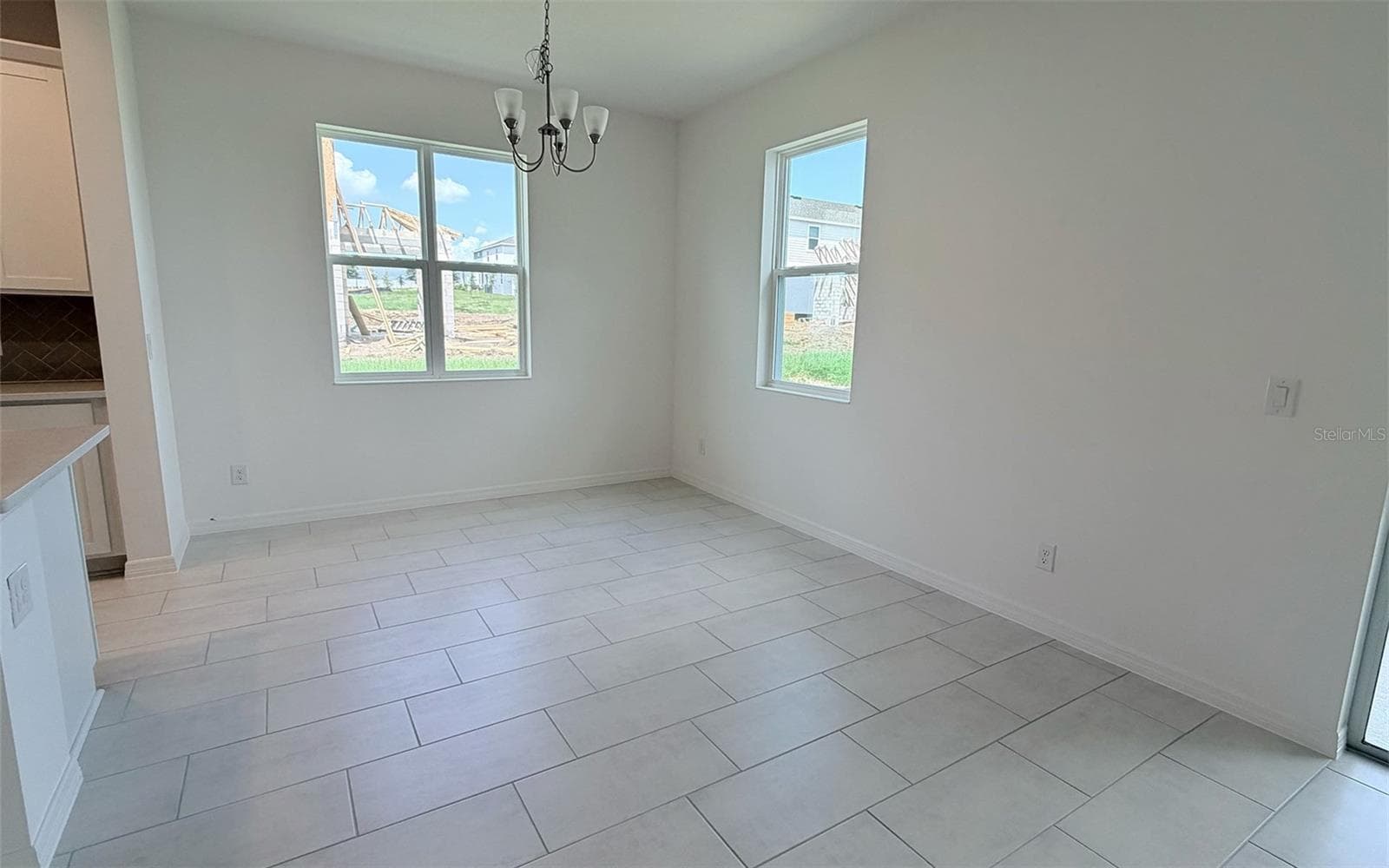 Single Family Residence at 6736 SPOTTED EAGLE LOOP, HOWEY IN THE HILLS, photo 5 of 12