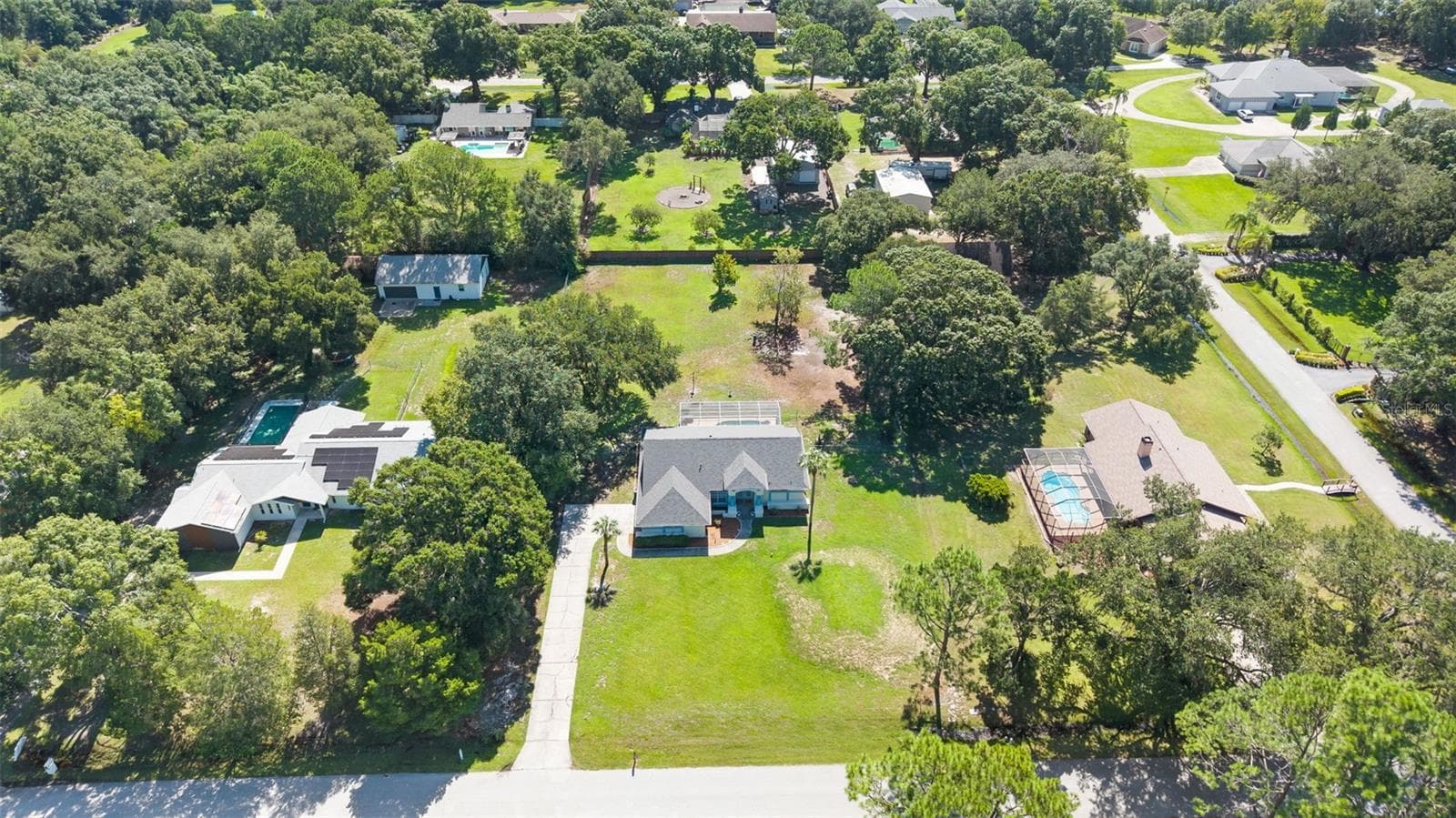 Single Family Residence at 17269 RAINTREE RD, LUTZ, photo 2 of 66