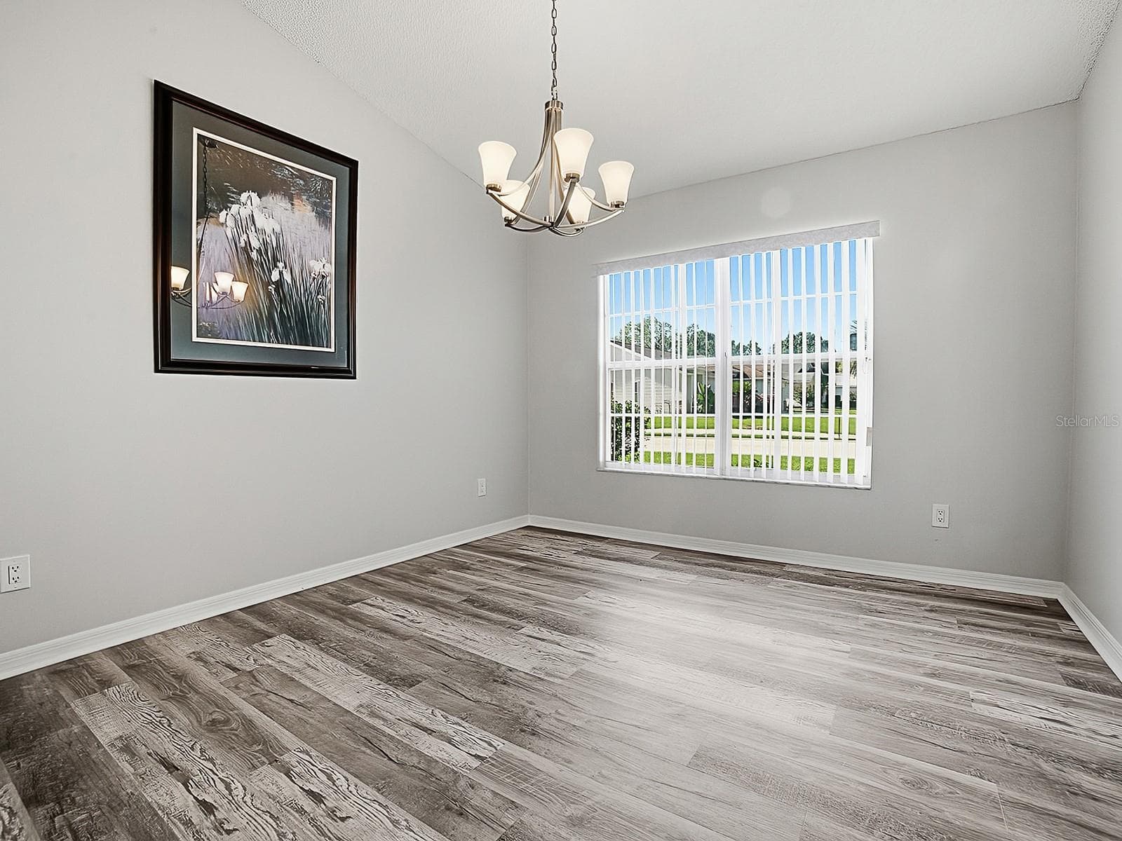Single Family Residence at 4003 PLANTATION BLVD, LEESBURG, photo 5 of 59