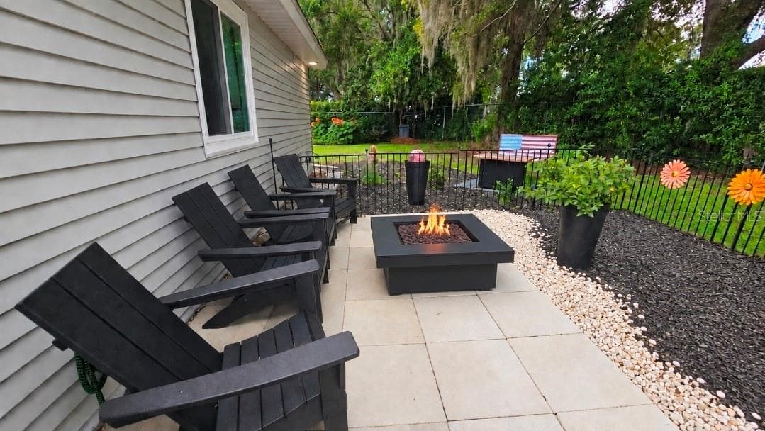Isn't it time you stop and enjoy life more. - 9282 SW 109TH LN, OCALA