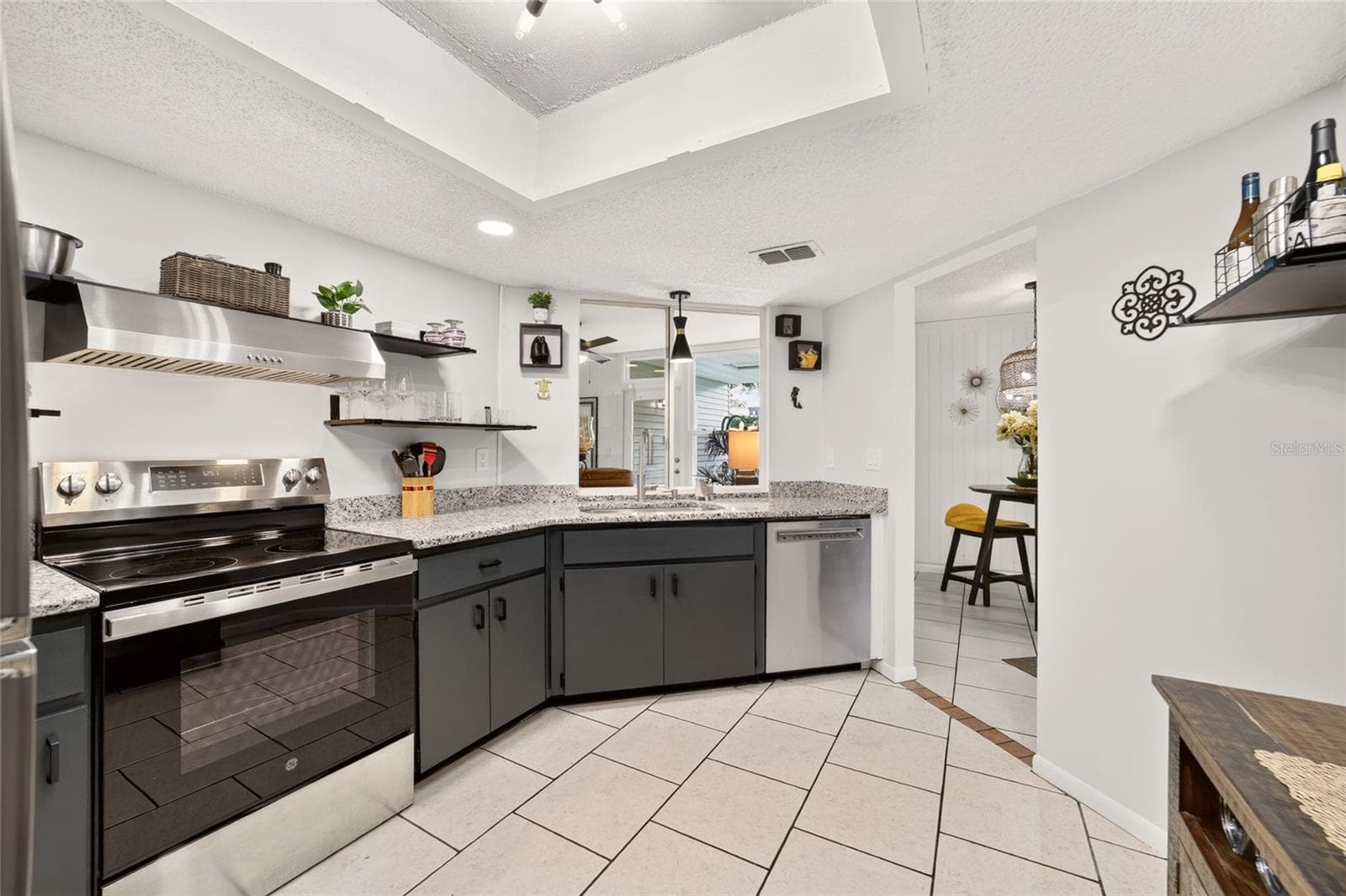 GRANITE counter top - 9282 SW 109TH LN, OCALA