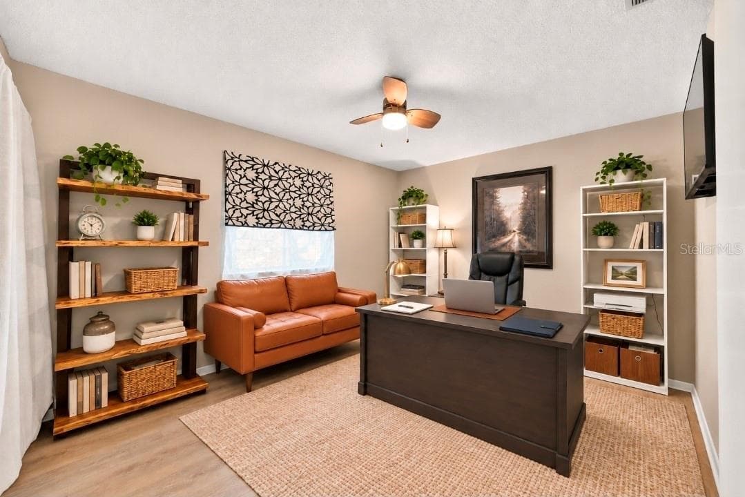 Guest bedroom or home office. What ever you need - 9282 SW 109TH LN, OCALA