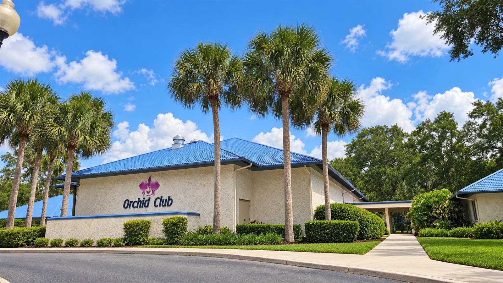 Multiple clubhouses and pool and spas. Call for more info - 9282 SW 109TH LN, OCALA