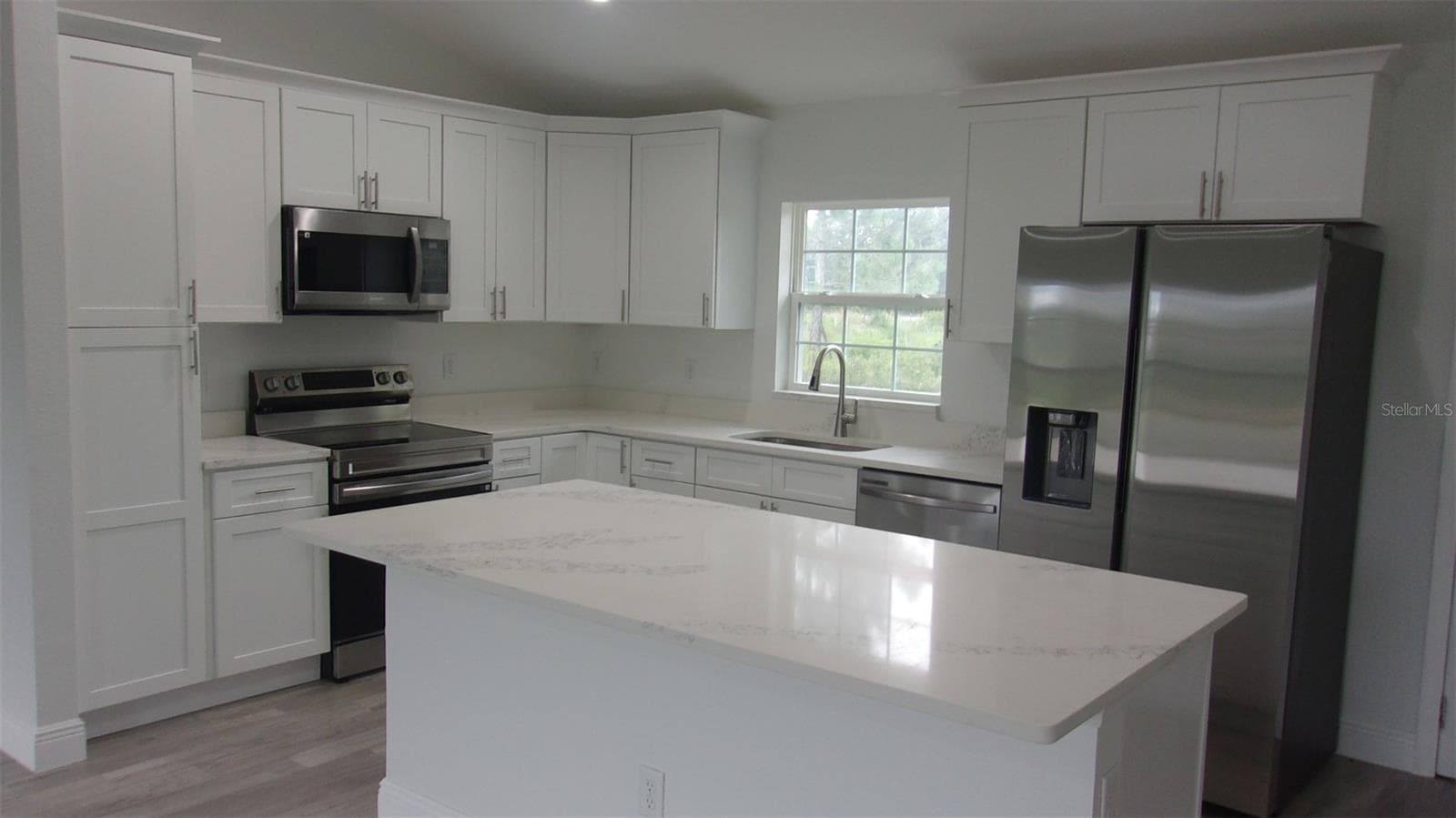 Kitchen View 1 - 8410 SW 157TH LN, DUNNELLON