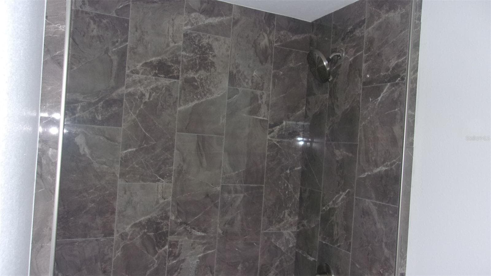 Main Bedroom Bath View 1 - 8410 SW 157TH LN, DUNNELLON