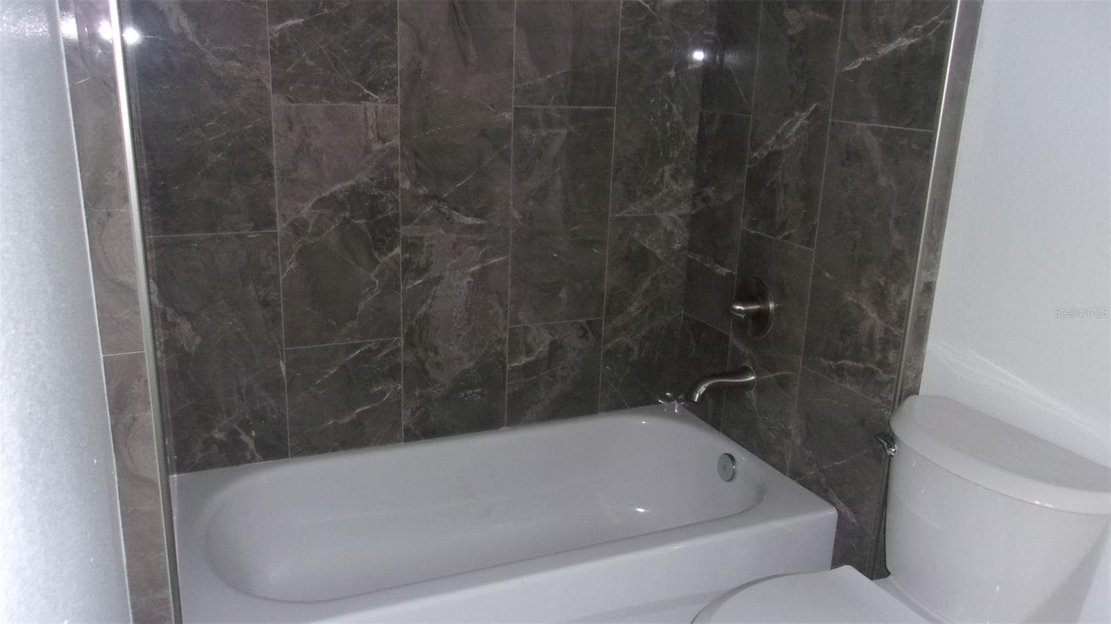 Main Bedroom Bath View 2 - 8410 SW 157TH LN, DUNNELLON